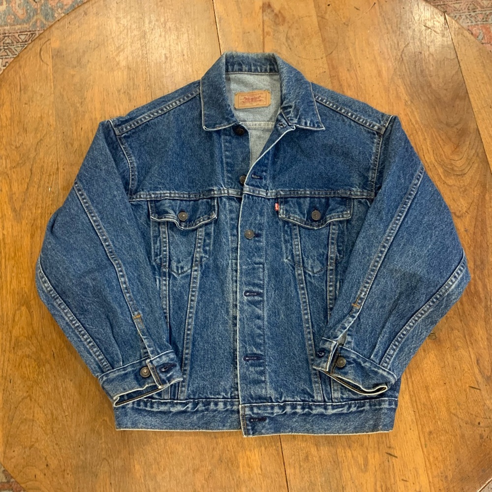 Levi’s brown tag trucker denim jacket size small mens